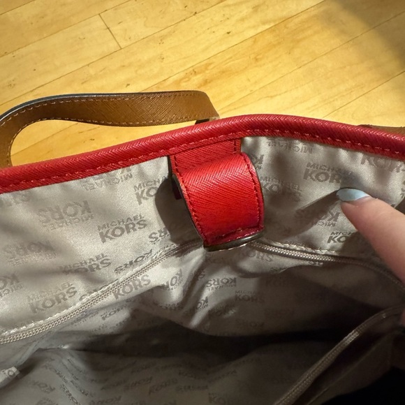 Michael Kors Jet Set Travel Stripe Medium Tote Bag - Picture 6 of 7